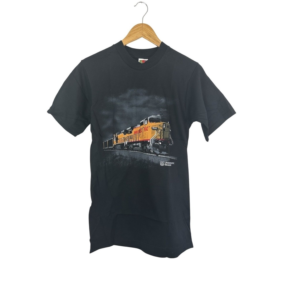 Union Pacific Railroad UP9542 Locomotive Graphic Tee T Shirt Mens Small Rare New